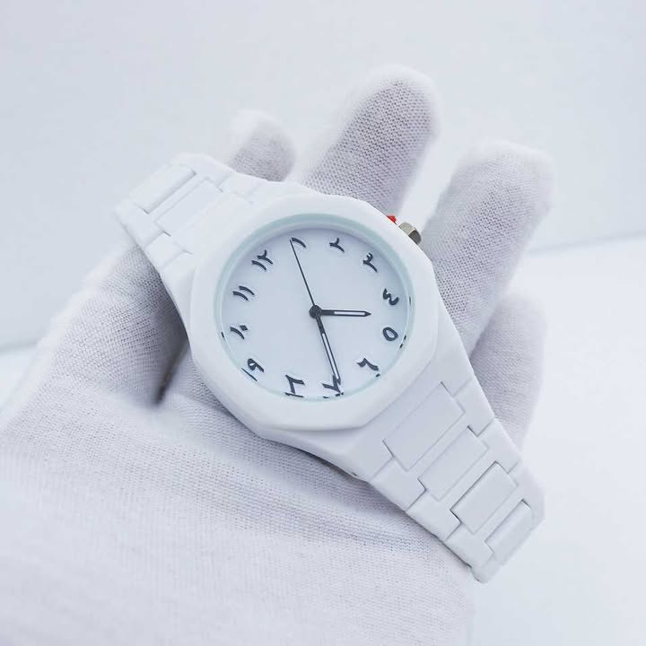 𝐀𝐫𝐚𝐛𝐢𝐜 𝐝𝐢𝐬𝐢𝐭 Women's 𝐰𝐚𝐭𝐜𝐡(𝟒𝟔 𝐠𝐦 𝐰𝐞𝐢𝐠𝐡𝐭) = White colour - Product code- 203
